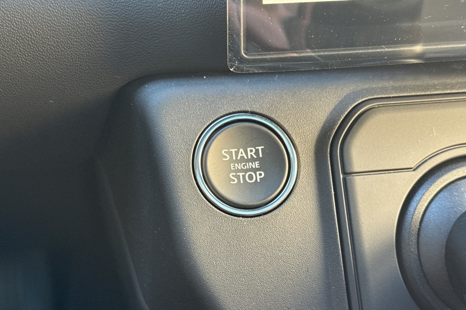 2026 Land Rover Defender 110 X-Dynamic SE