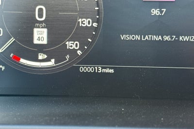 2026 Land Rover Defender 110 X-Dynamic SE