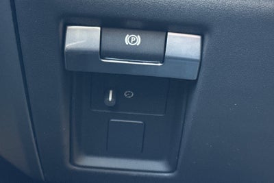 2026 Land Rover Defender 110 X-Dynamic SE