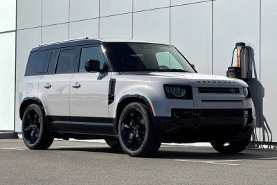 2026 Land Rover Defender 110 X-Dynamic SE