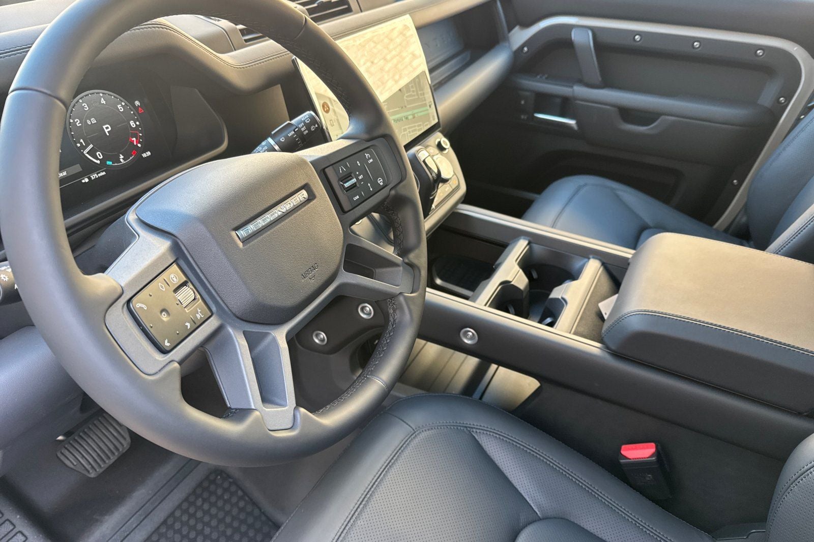 2026 Land Rover Defender 110 X-Dynamic SE