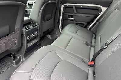 2026 Land Rover Defender 110 X-Dynamic SE