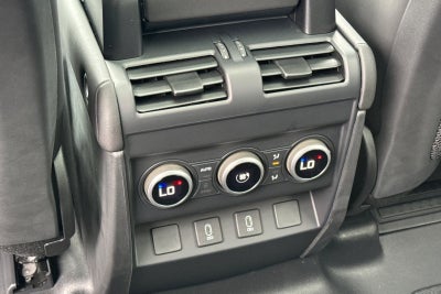 2026 Land Rover Defender 110 X-Dynamic SE