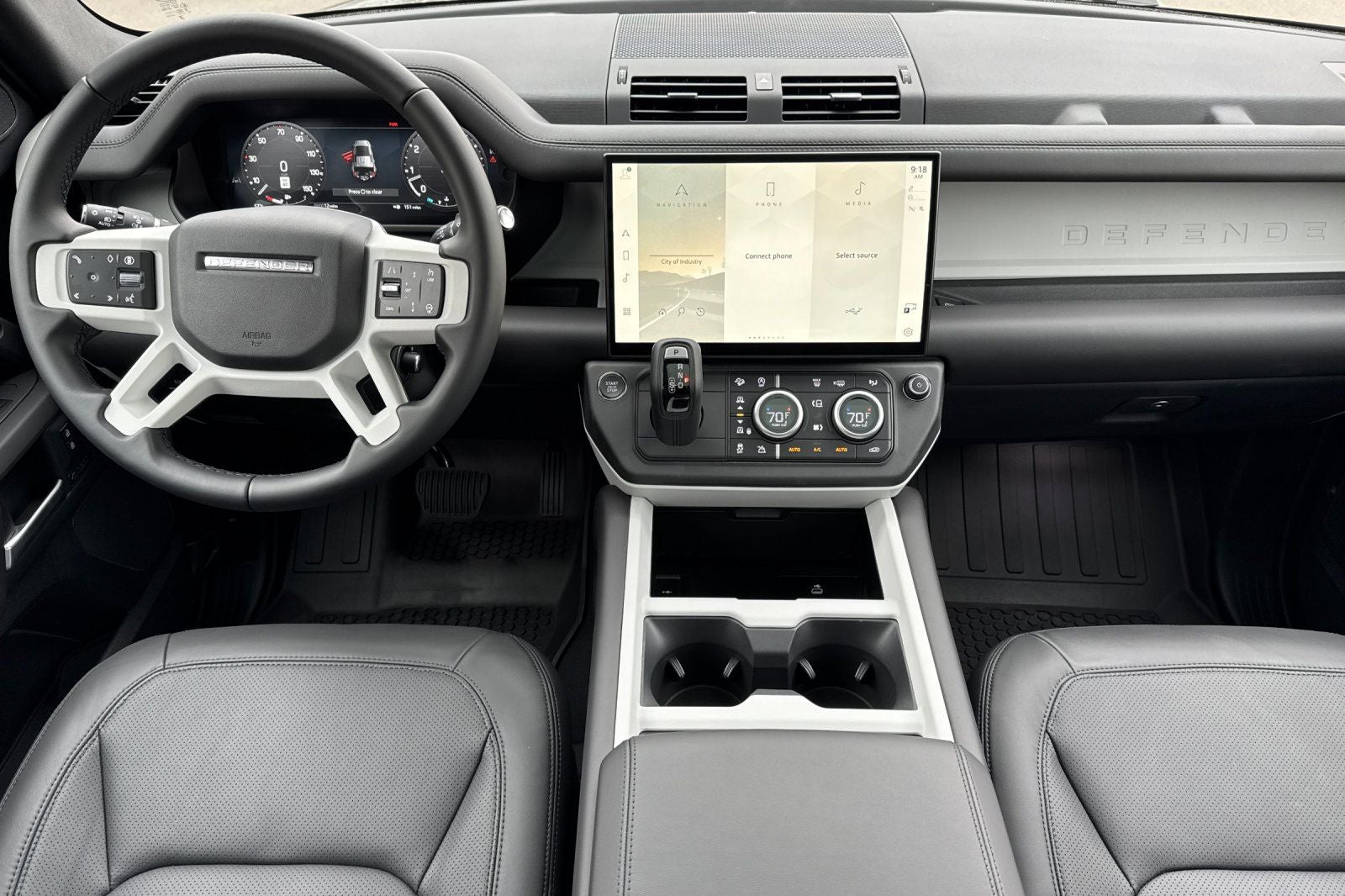 2026 Land Rover Defender 110 X-Dynamic SE