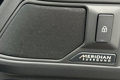 2026 Land Rover Defender 110 X-Dynamic SE