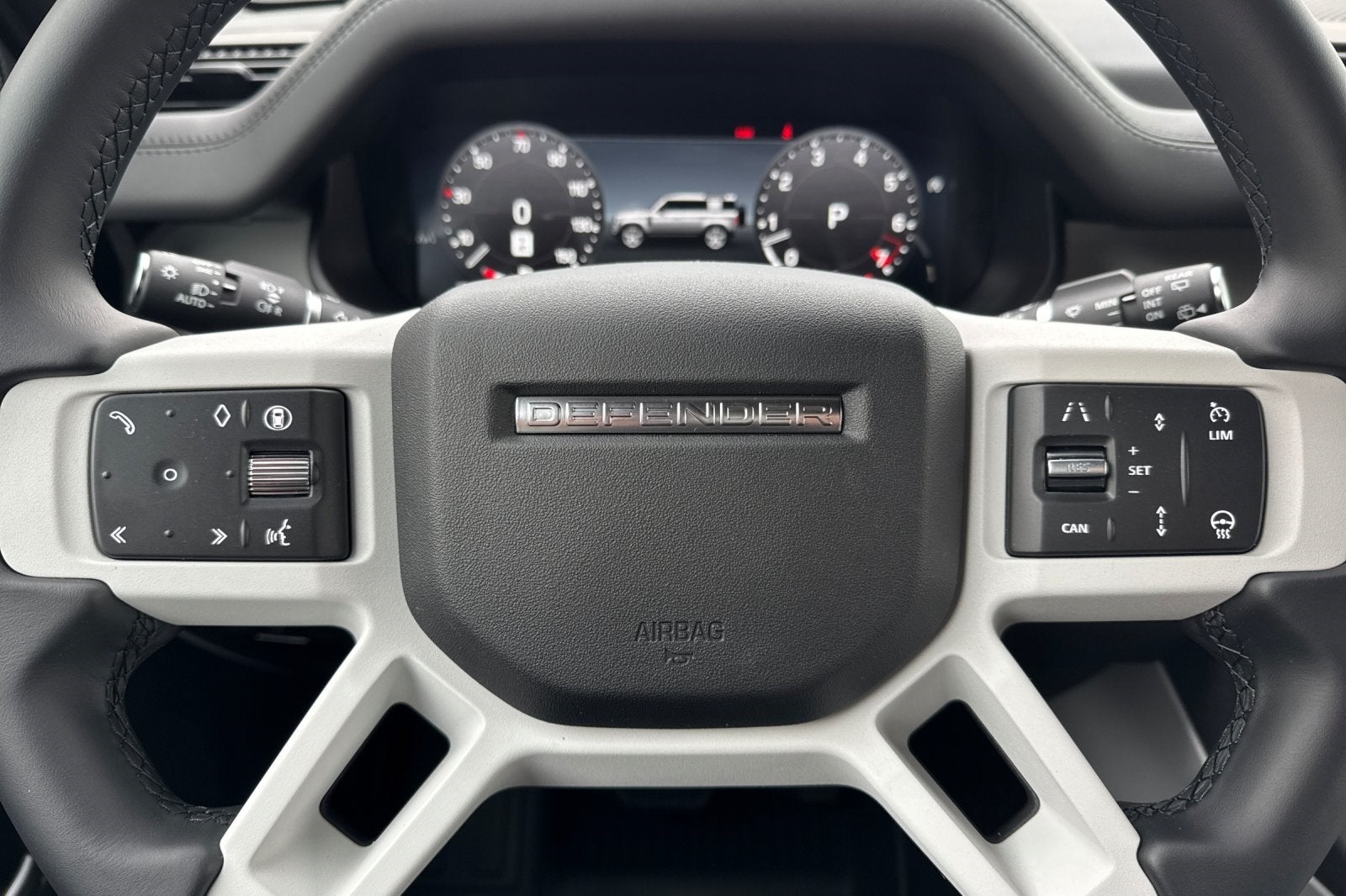 2026 Land Rover Defender 110 X-Dynamic SE