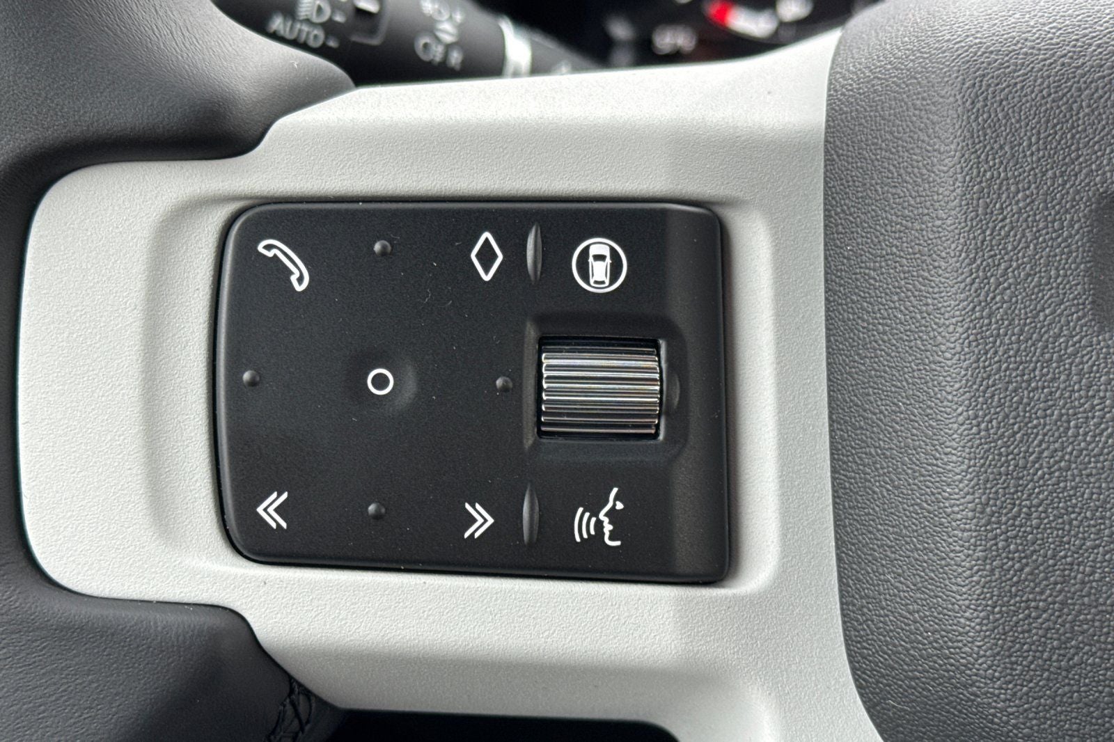 2026 Land Rover Defender 110 X-Dynamic SE