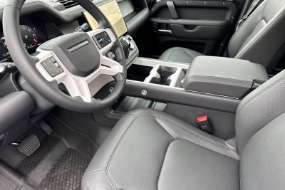 2026 Land Rover Defender 110 X-Dynamic SE