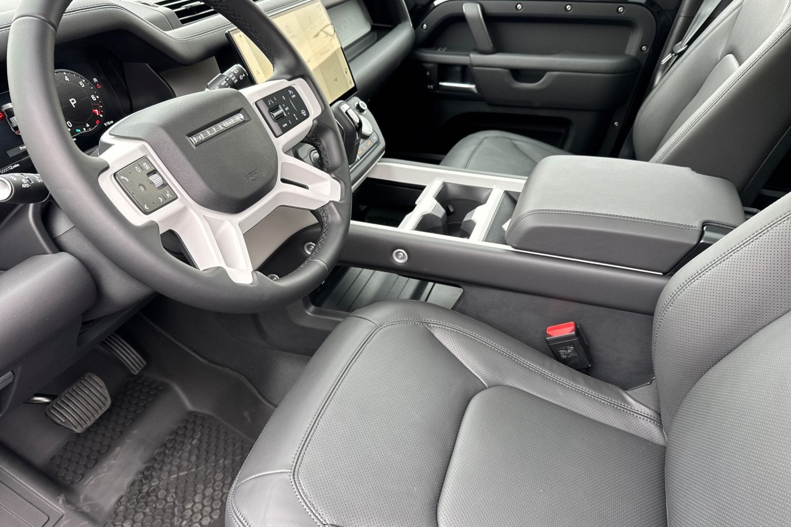 2026 Land Rover Defender 110 X-Dynamic SE