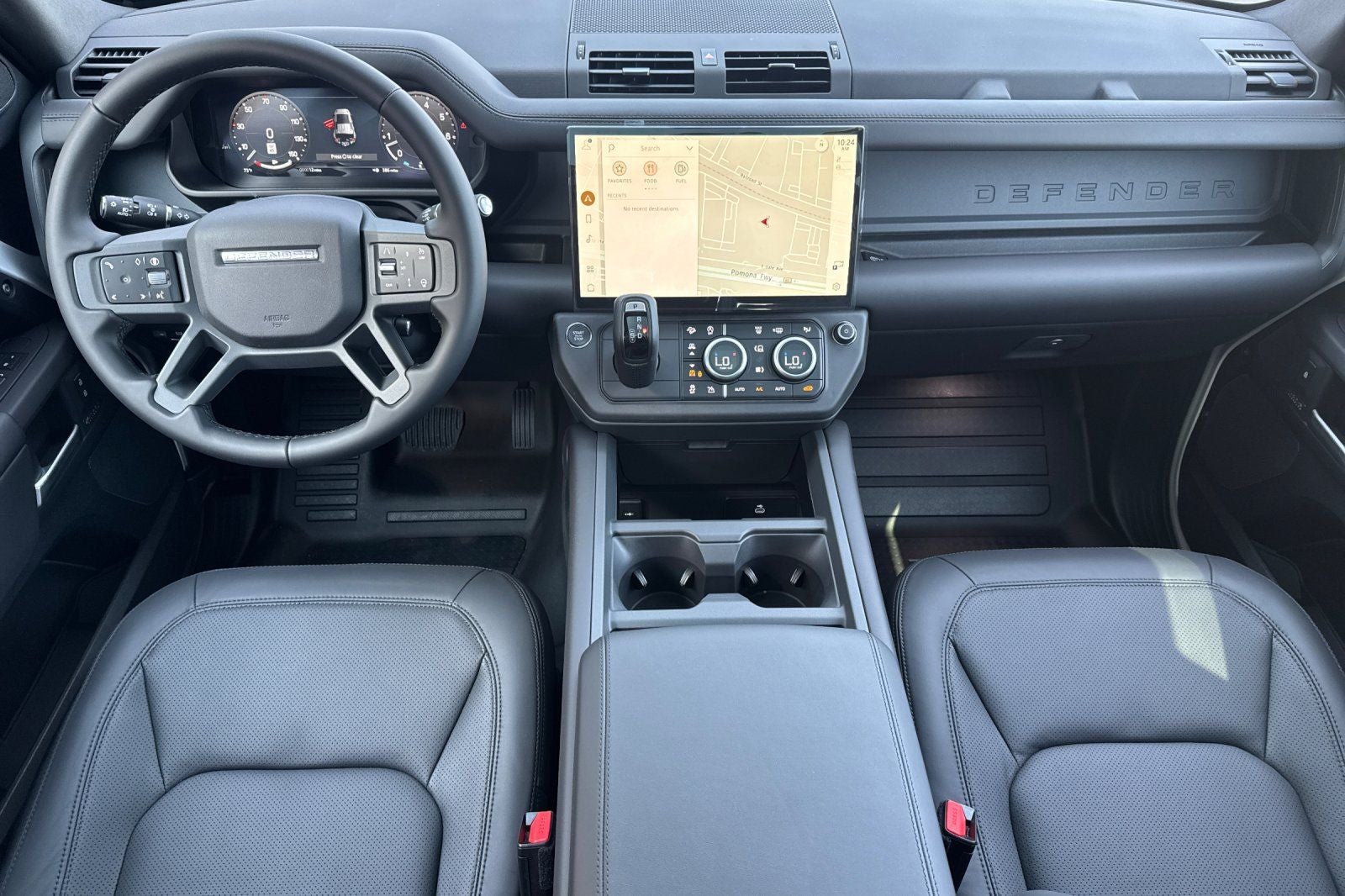 2026 Land Rover Defender 110 X-Dynamic SE