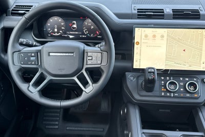 2026 Land Rover Defender 110 X-Dynamic SE