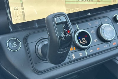 2026 Land Rover Defender 110 X-Dynamic SE