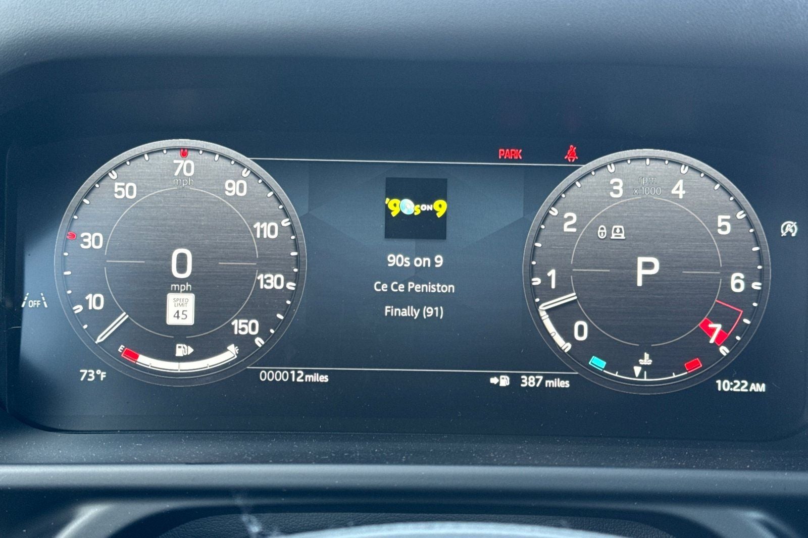 2026 Land Rover Defender 110 X-Dynamic SE