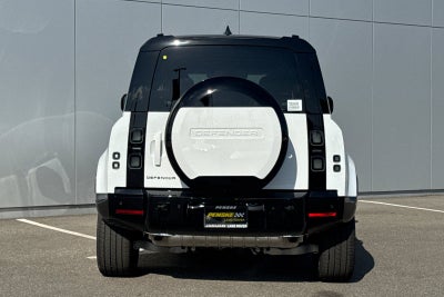 2026 Land Rover Defender 110 X-Dynamic SE