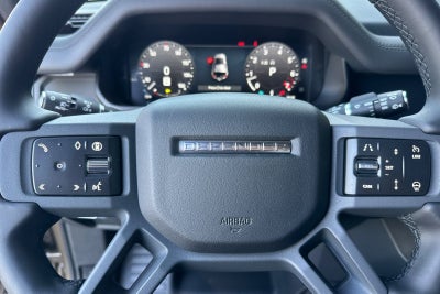 2026 Land Rover Defender 110 X-Dynamic SE