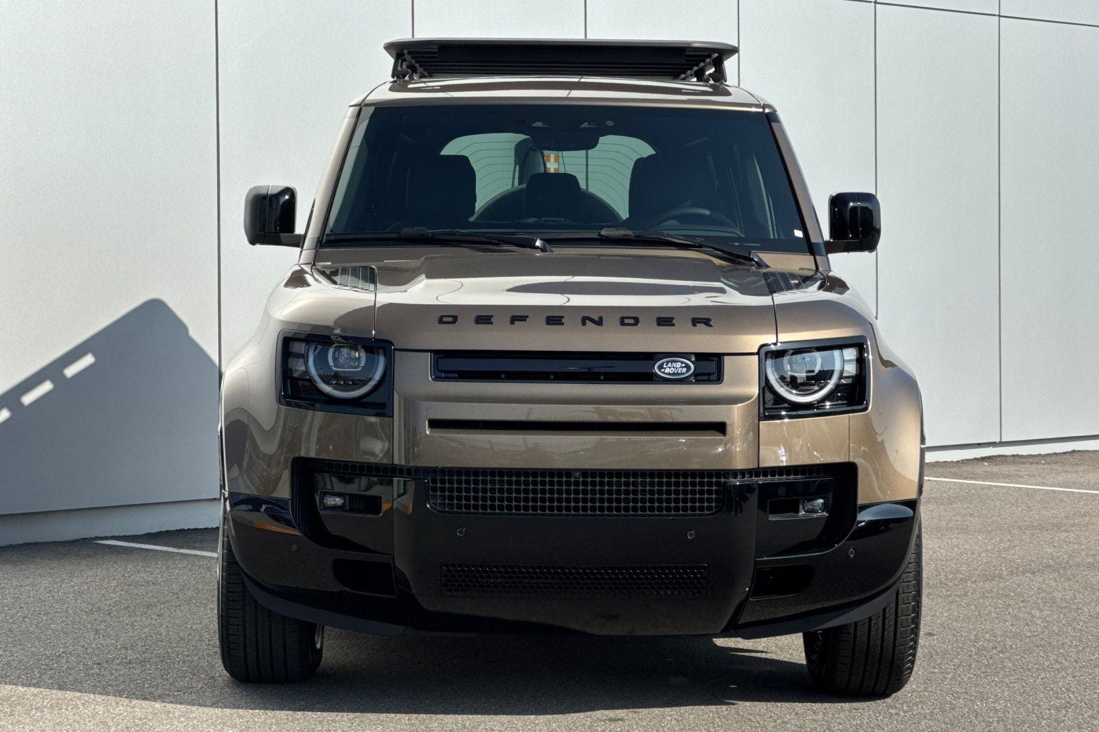 2026 Land Rover Defender 110 X-Dynamic SE