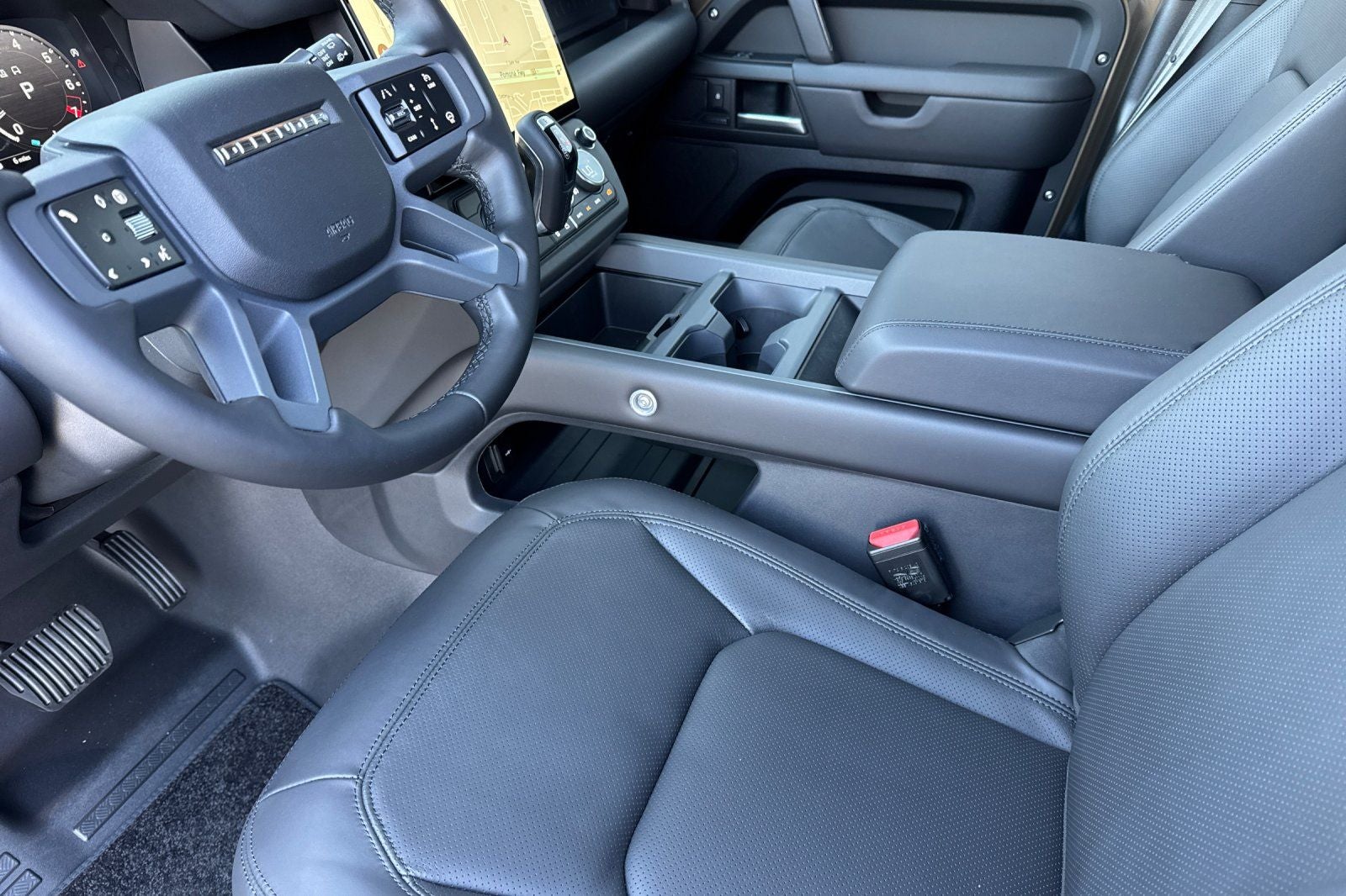 2026 Land Rover Defender 110 X-Dynamic SE