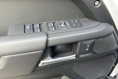 2026 Land Rover Defender 110 X-Dynamic SE