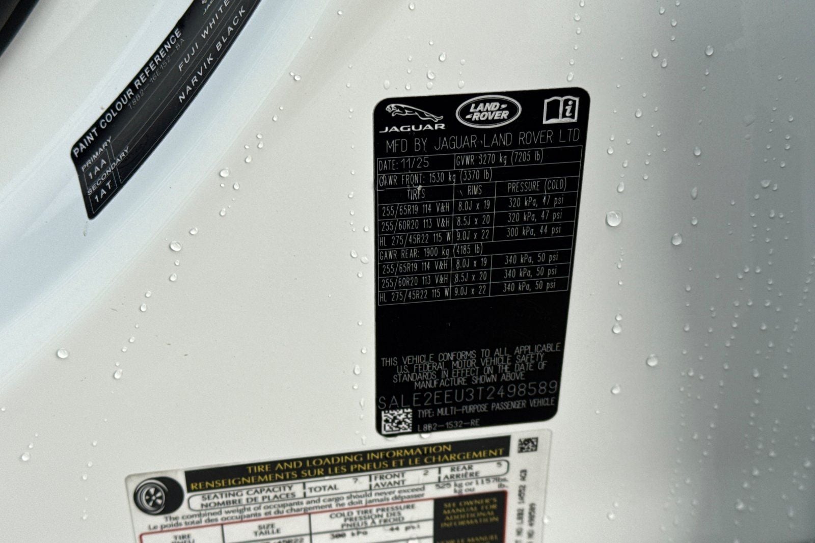 2026 Land Rover Defender 110 X-Dynamic SE