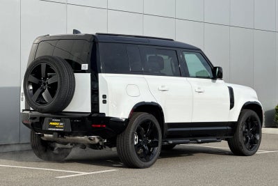 2026 Land Rover Defender 110 X-Dynamic SE