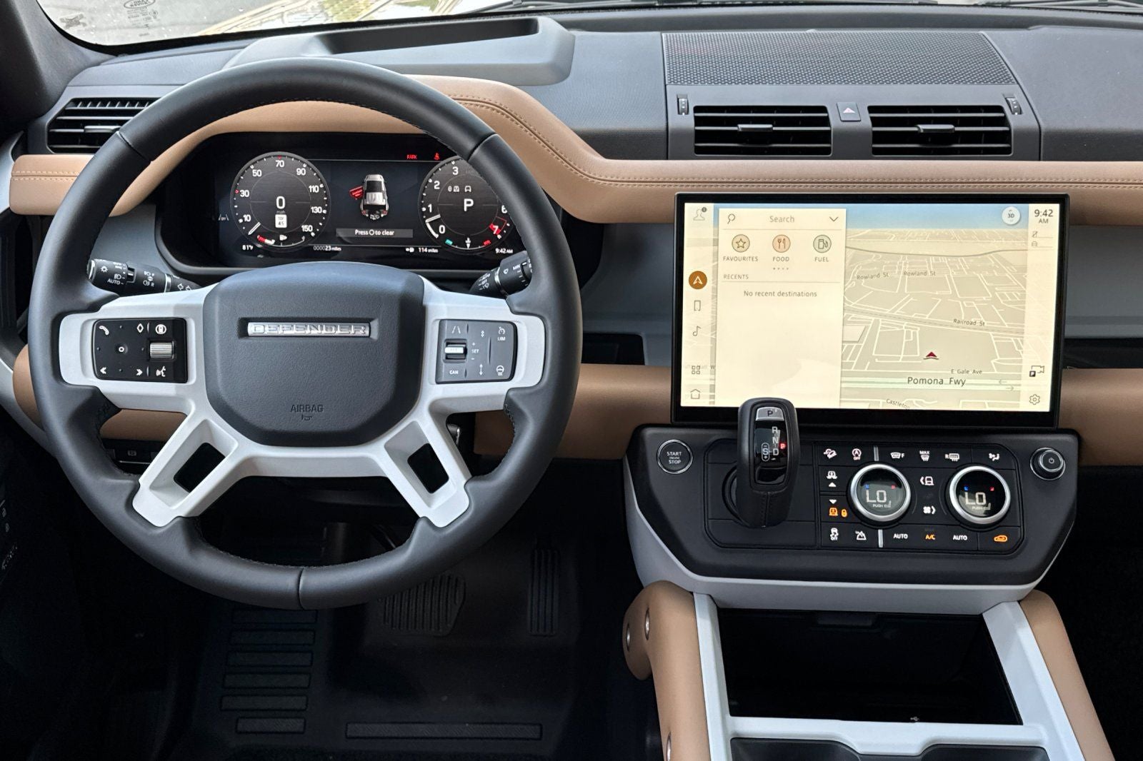 2026 Land Rover Defender 110 X-Dynamic SE