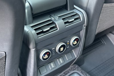 2026 Land Rover Defender 130 X-Dynamic SE