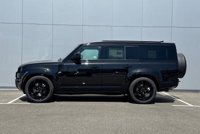 2026 Land Rover Defender 130 X-Dynamic SE