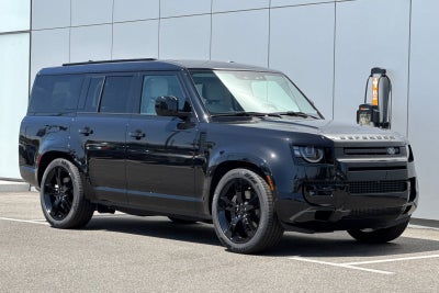 2026 Land Rover Defender 130 X-Dynamic SE