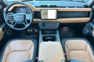 2023 Land Rover Defender 130 X-Dynamic SE