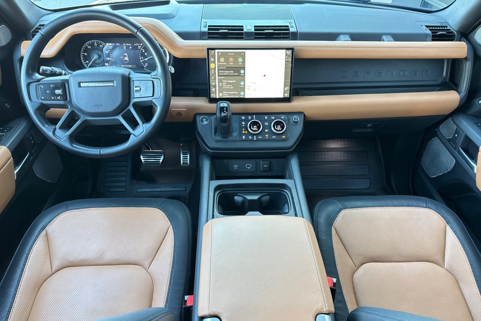 2023 Land Rover Defender 130 X-Dynamic SE