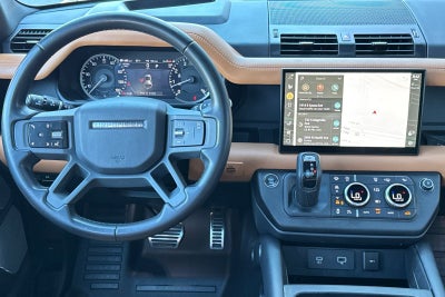 2023 Land Rover Defender 130 X-Dynamic SE