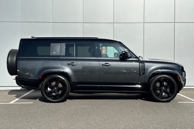 2023 Land Rover Defender 130 X-Dynamic SE