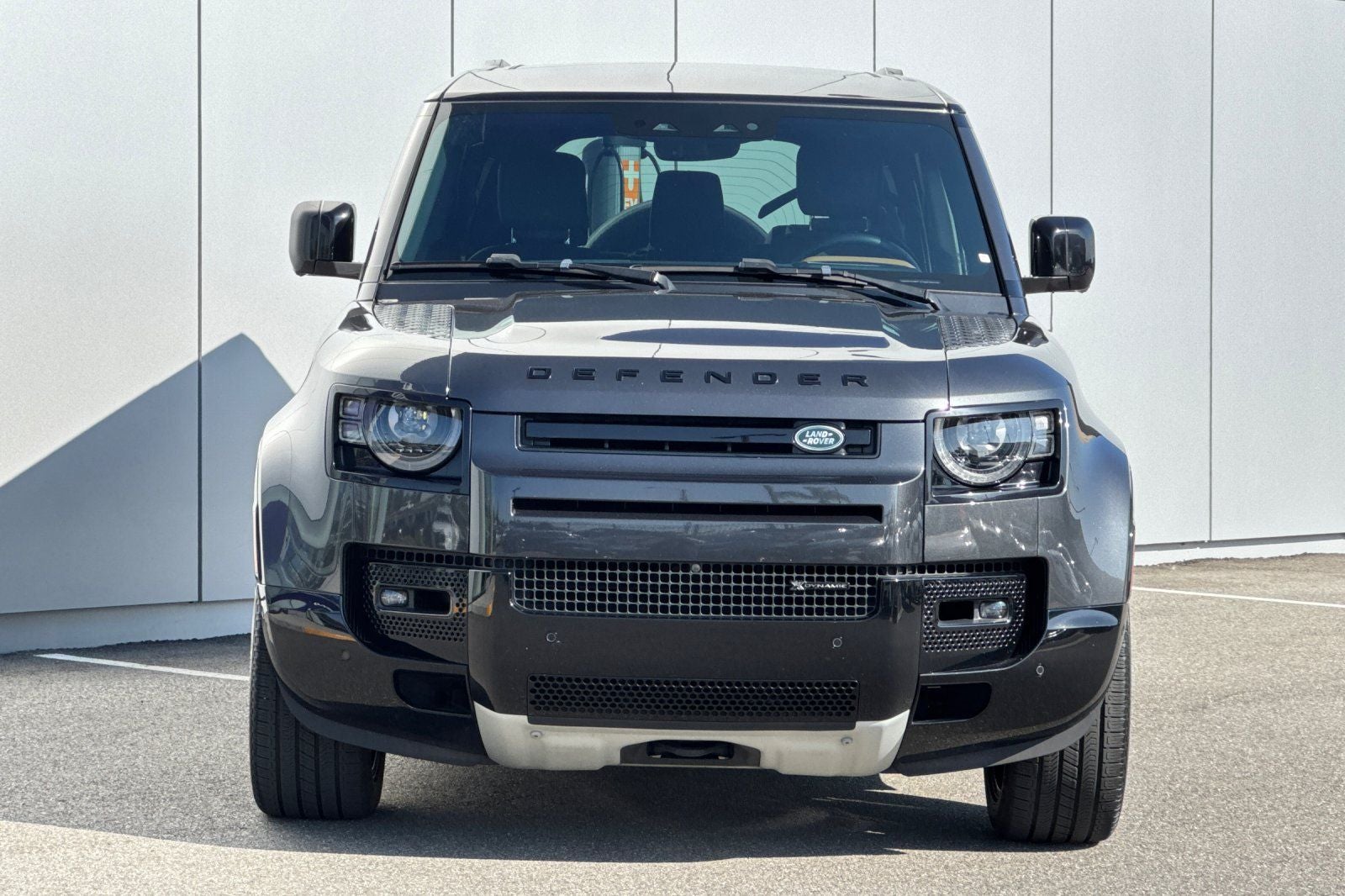 2023 Land Rover Defender 130 X-Dynamic SE
