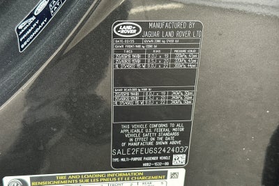 2025 Land Rover Defender 130 X-Dynamic SE