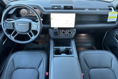 2026 Land Rover Defender 130 X-Dynamic SE