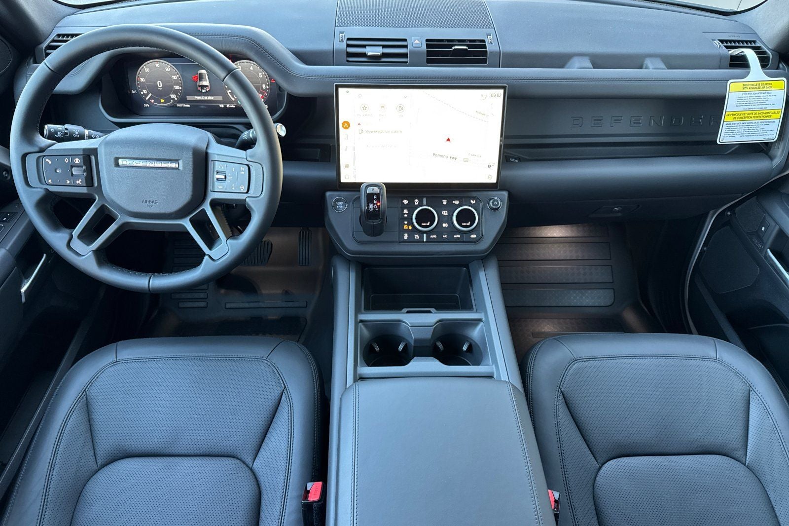 2026 Land Rover Defender 130 X-Dynamic SE