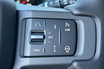 2026 Land Rover Defender 130 X-Dynamic SE