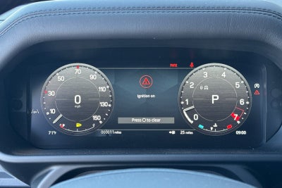 2026 Land Rover Defender 130 X-Dynamic SE