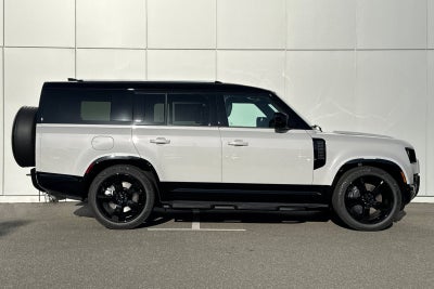 2026 Land Rover Defender 130 X-Dynamic SE