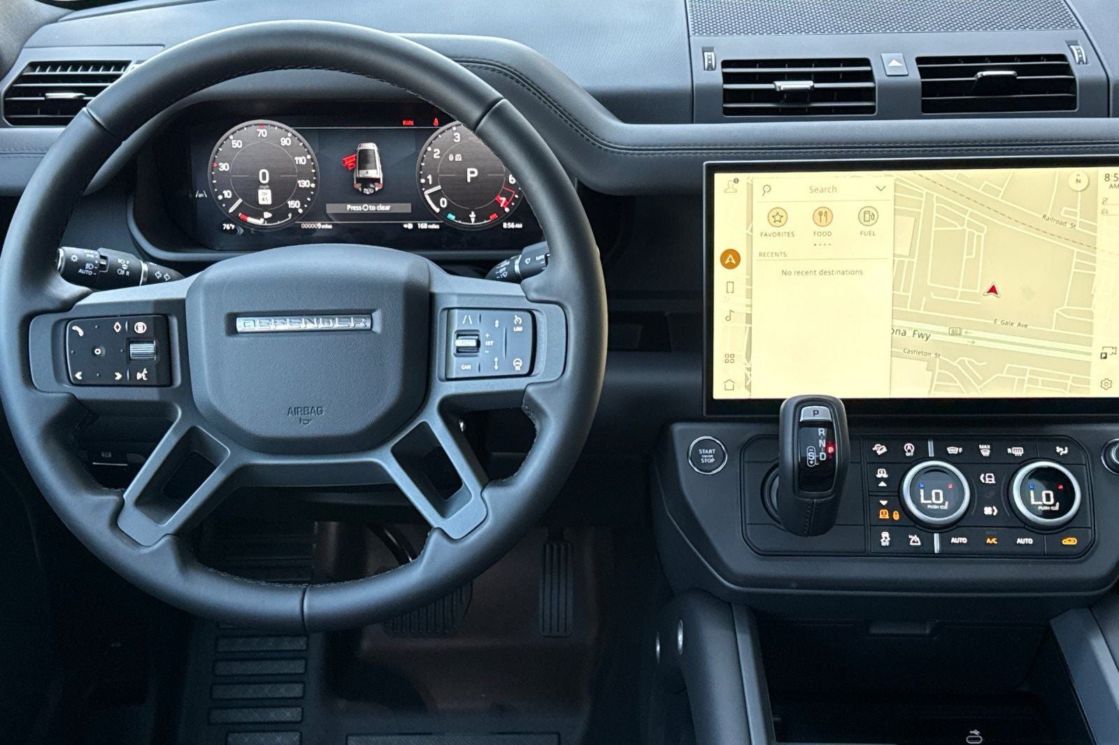 2026 Land Rover Defender 130 X-Dynamic SE