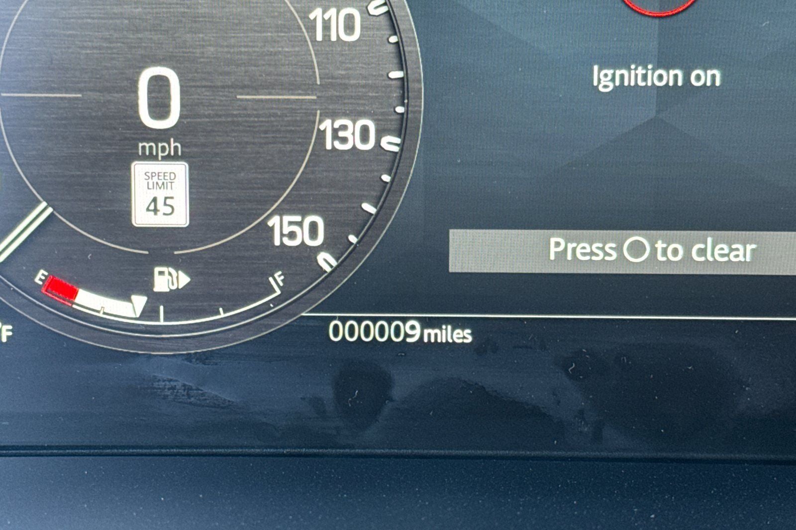 2026 Land Rover Defender 130 X-Dynamic SE