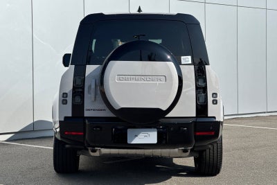 2026 Land Rover Defender 130 X-Dynamic SE