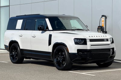 2026 Land Rover Defender 130 X-Dynamic SE