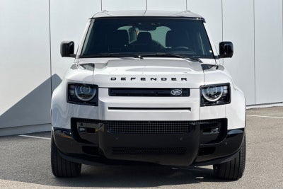 2026 Land Rover Defender 130 X-Dynamic SE