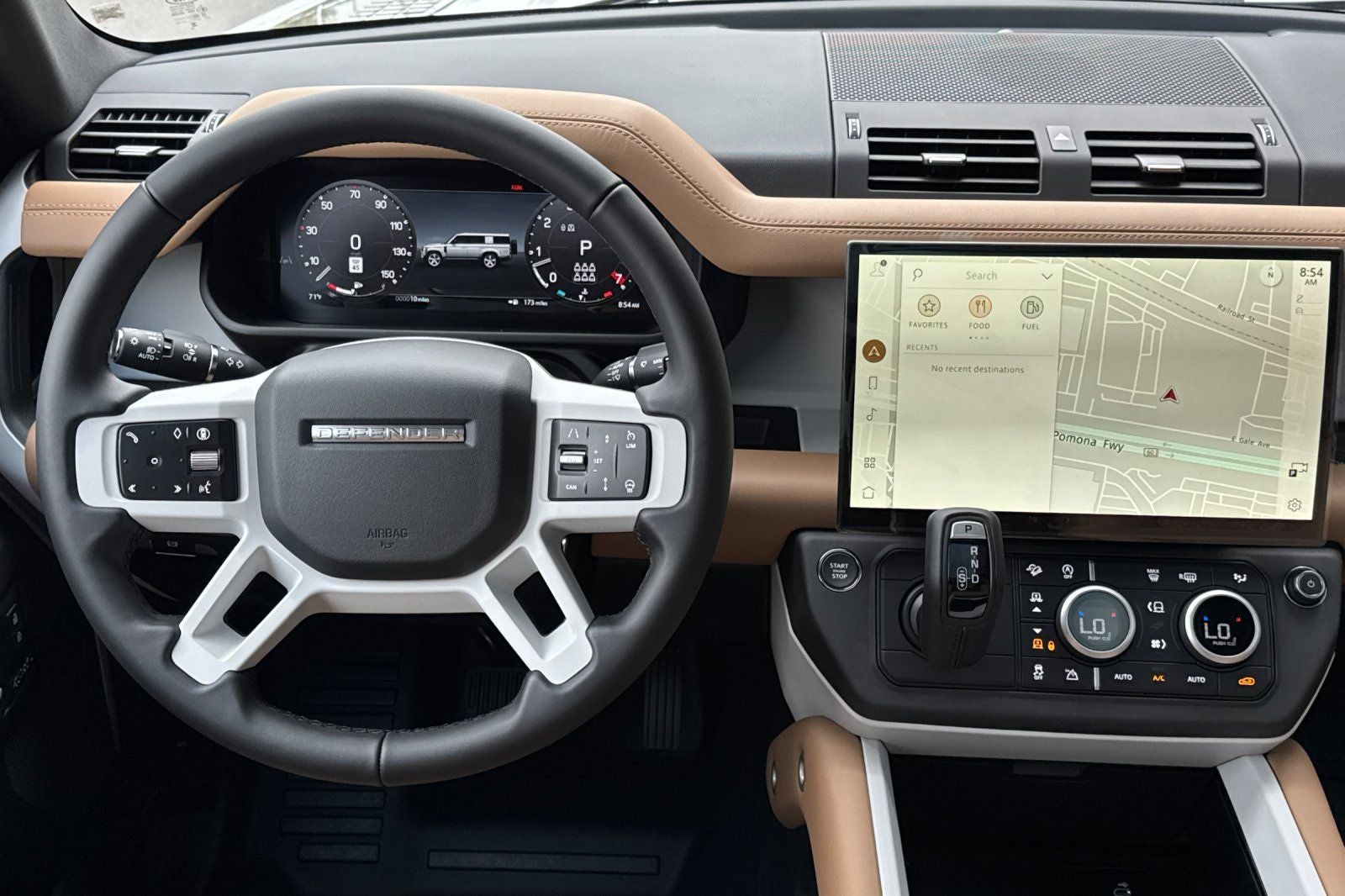 2026 Land Rover Defender 130 X-Dynamic SE