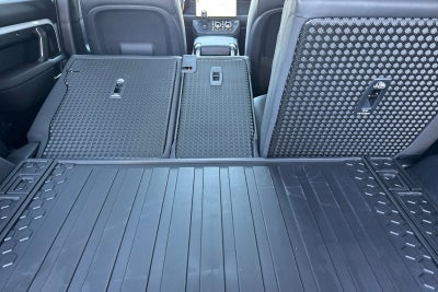 2026 Land Rover Defender 110 S