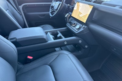 2026 Land Rover Defender 110 S
