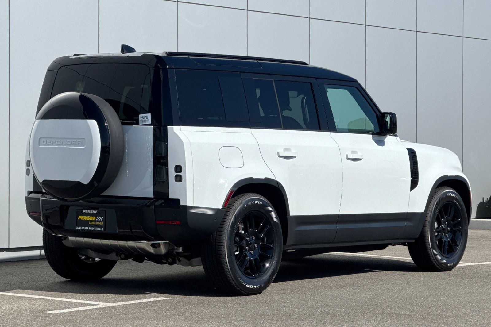 2026 Land Rover Defender 110 S