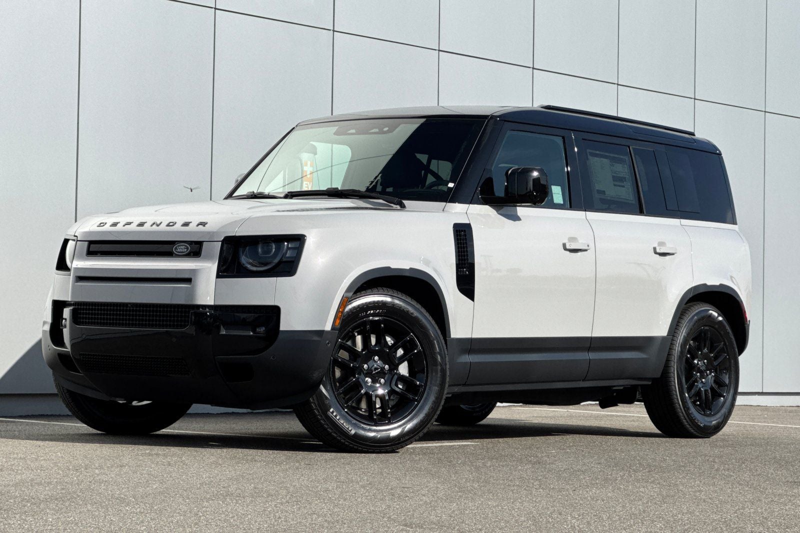 2026 Land Rover Defender 110 S