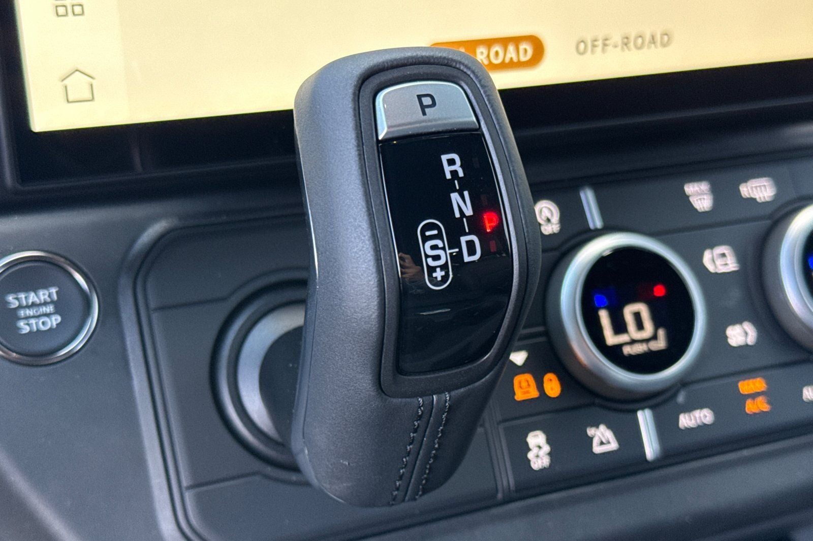 2026 Land Rover Defender 110 S